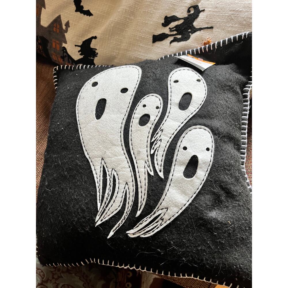 Halloween throw pillow
